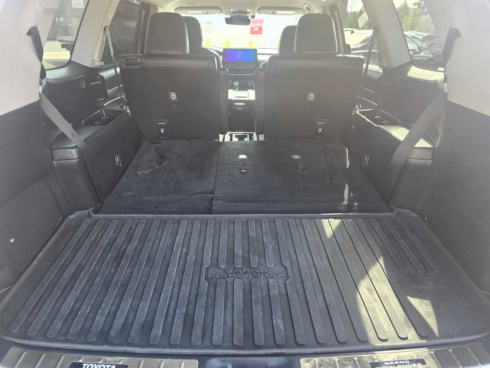 Used 2024 Toyota Grand Highlander FWD image 14
