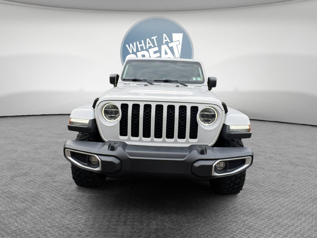 Certified 2022 Jeep Gladiator Sport AWD/4WD image 9