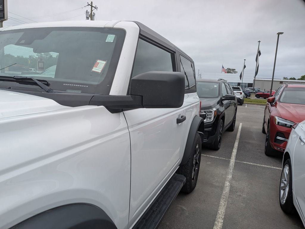 Used 2021 Ford Bronco 2-Door AWD/4WD image 4