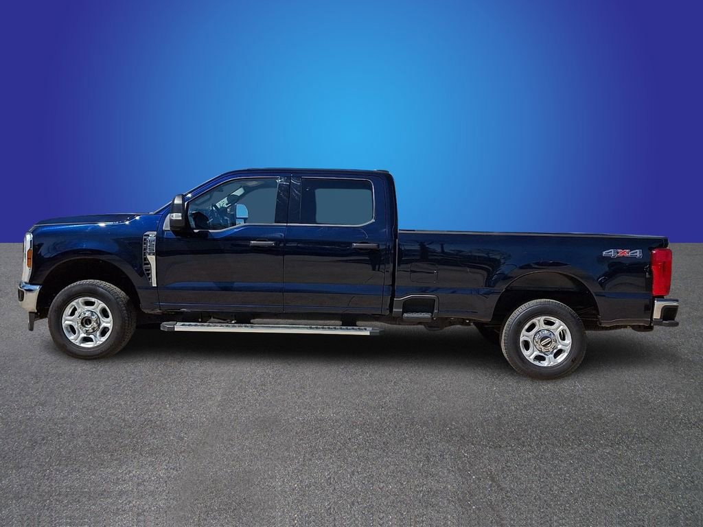 Used 2025 Ford F250 XLT AWD/4WD image 7