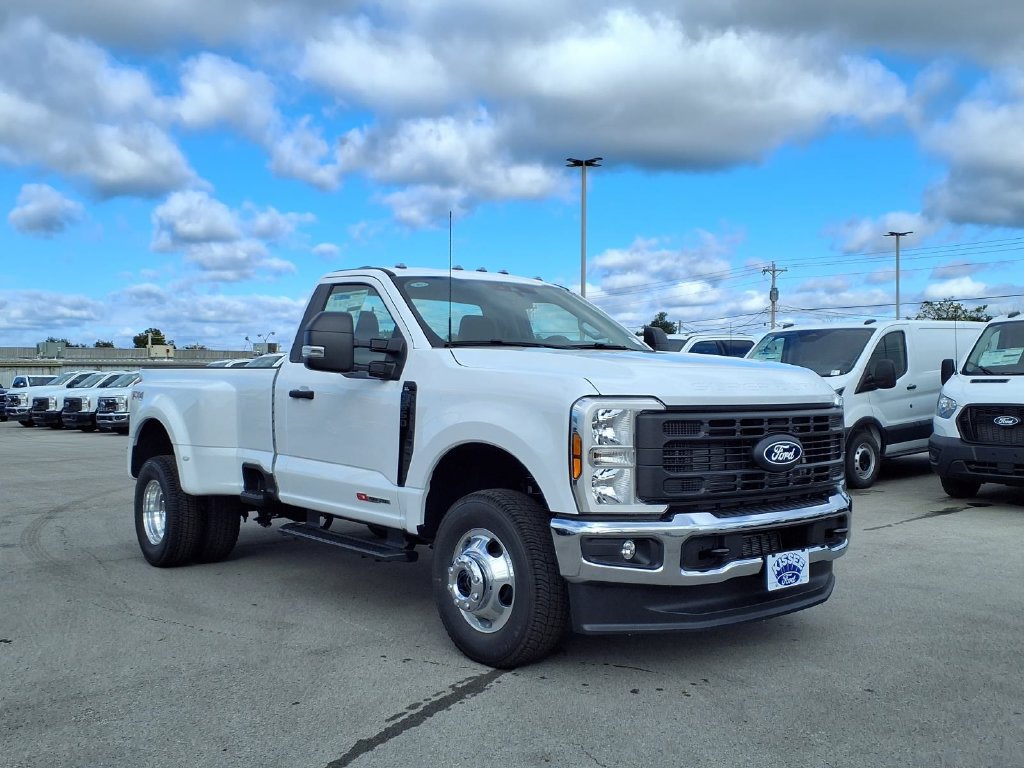 New 2027 Ford F350 XL