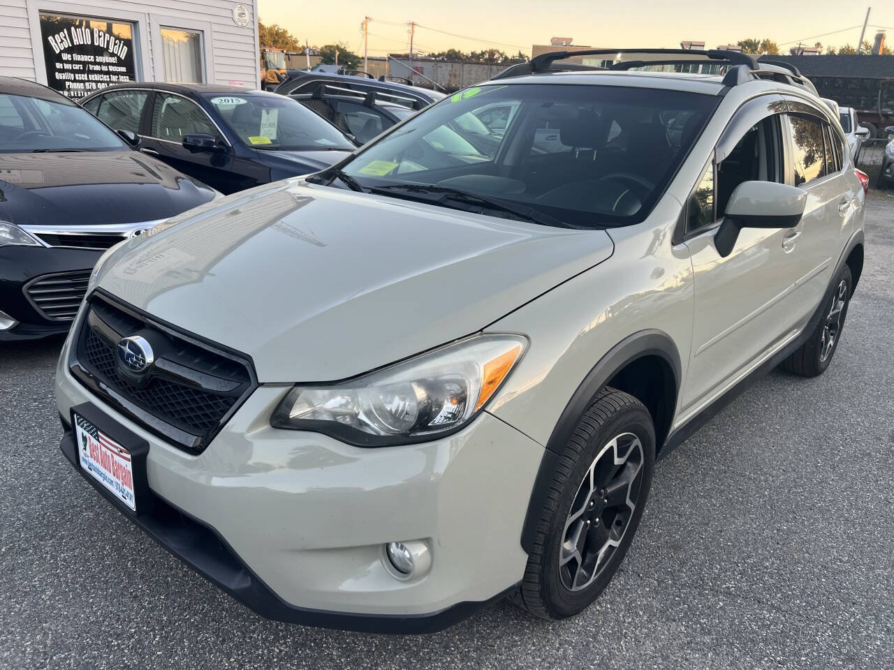 Used 2015 Subaru Crosstrek 2.0i Premium w/ Moonroof Package AWD/4WD image 4