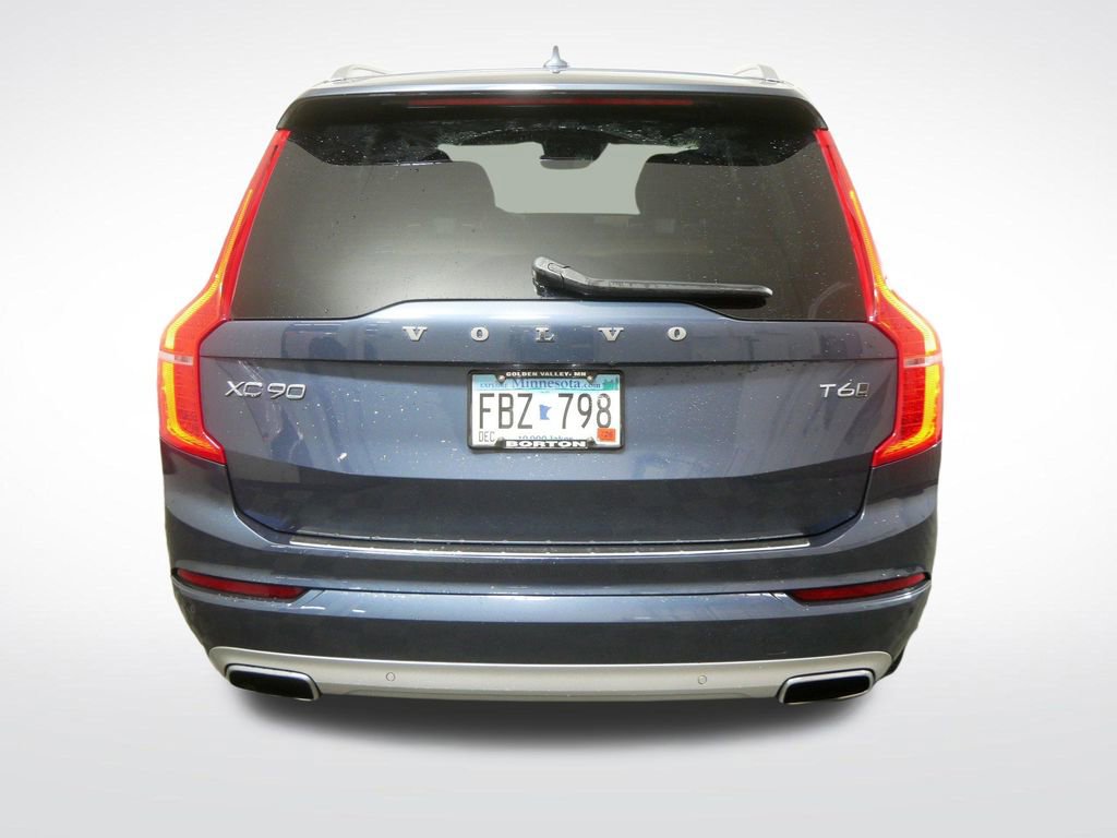 Used 2021 Volvo XC90 T6 Momentum w/ Climate Package AWD/4WD image 4
