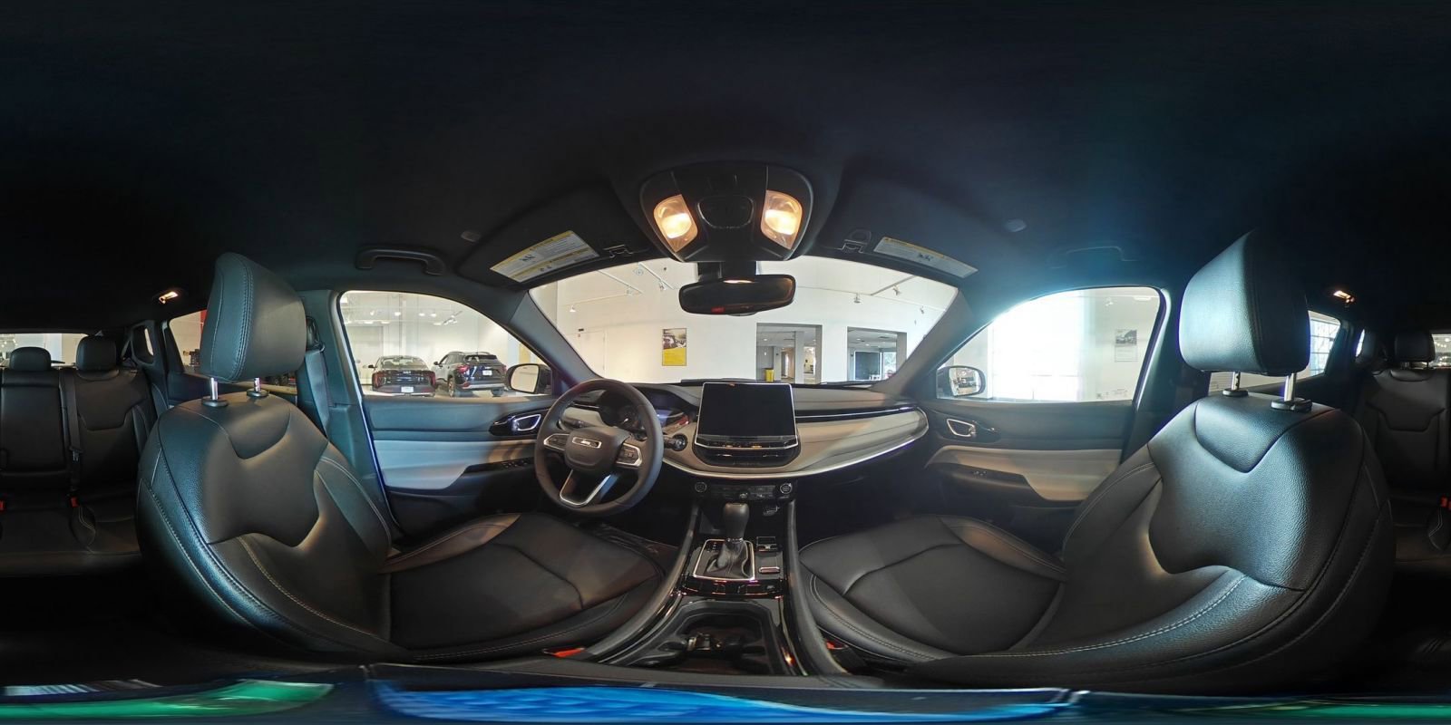 Used 2025 Jeep Compass Limited image 42