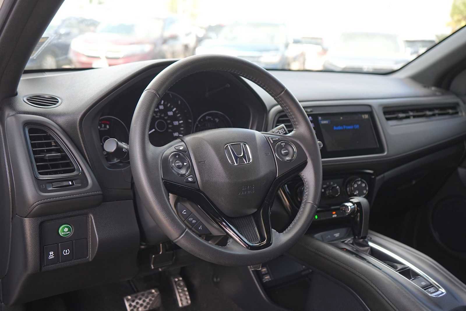 Used 2022 Honda HR-V Sport image 2