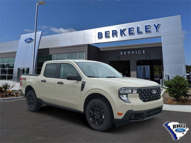 New 2025 Ford Maverick XLT w/ XLT Luxury Package