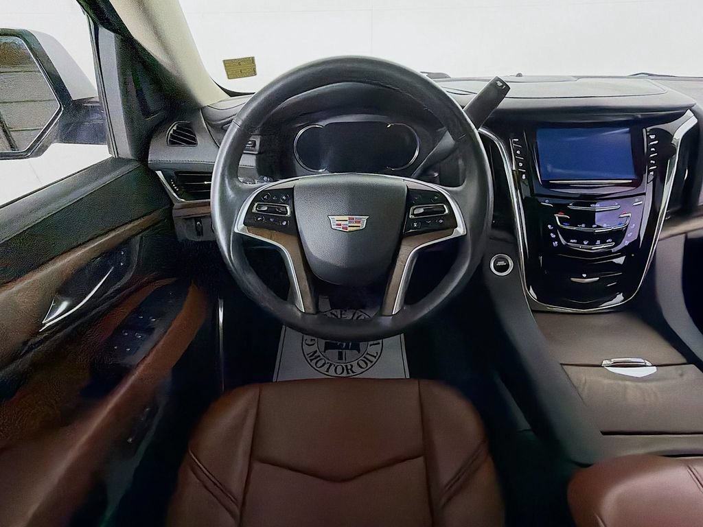 Used 2017 Cadillac Escalade ESV Premium Luxury AWD/4WD image 21
