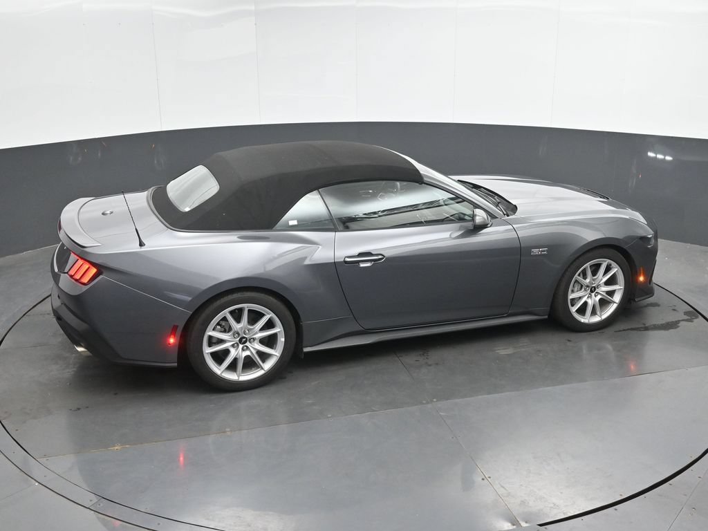 Used 2025 Ford Mustang GT Premium RWD image 32