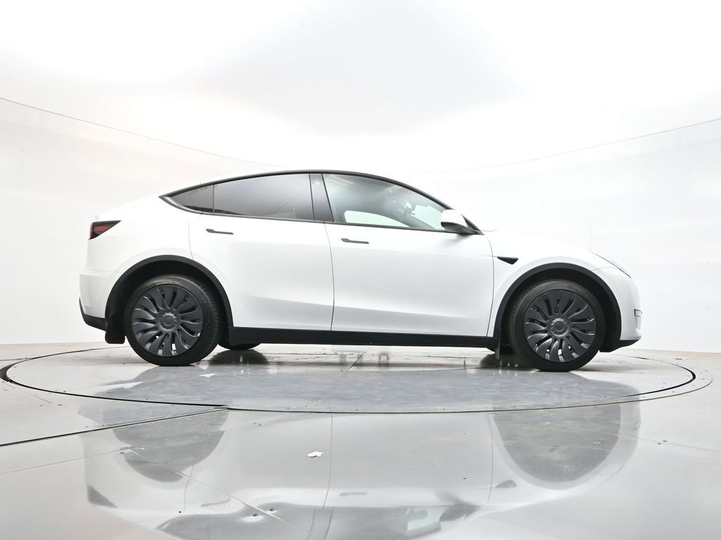 Used 2023 Tesla Model Y Long Range AWD/4WD image 36