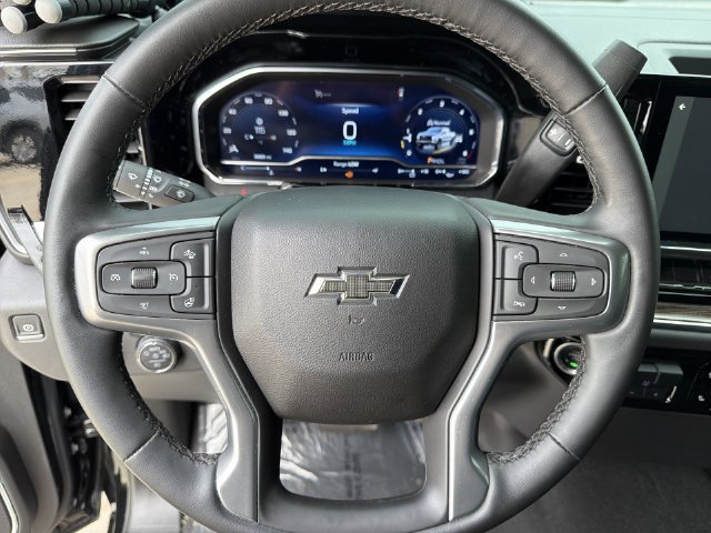 Used 2024 Chevrolet Silverado 1500 LT Trail Boss AWD/4WD image 17