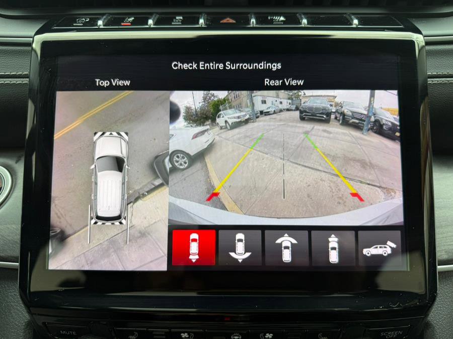 Used 2021 Jeep Grand Cherokee L Limited w/ Luxury Tech Group II image 18
