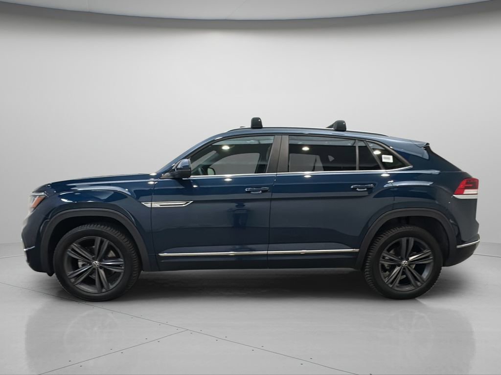Used 2020 Volkswagen Atlas Cross Sport SE w/ Panoramic Sunroof Package image 2