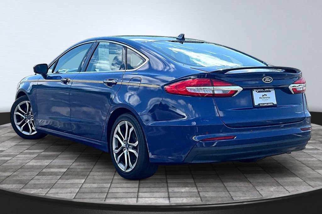 Used 2019 Ford Fusion Titanium FWD image 11
