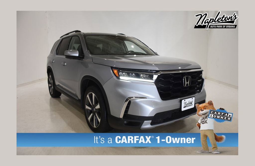 Used 2025 Honda Pilot Elite image 1