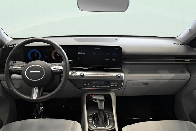 Used 2025 Hyundai Kona SEL image 5