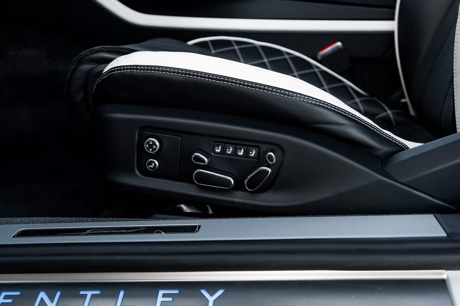 Certified 2024 Bentley Continental GT Speed AWD/4WD image 31