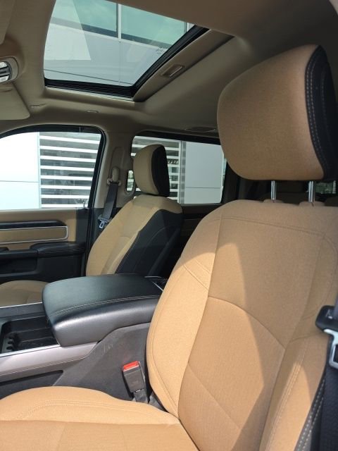 Used 2021 RAM 2500 Big Horn w/ Level 2 Equipment Group image 7