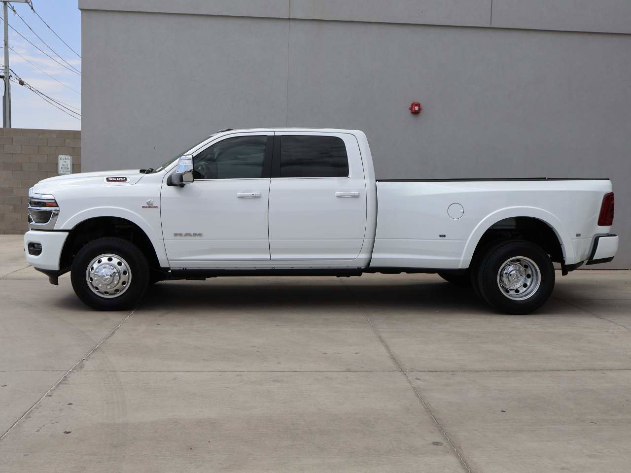 New 2025 RAM 3500 Longhorn image 2