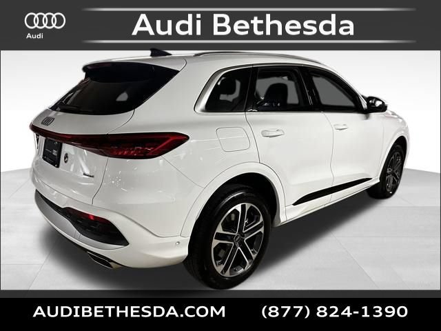 Certified 2025 Audi Q5 Premium w/ Convenience Package AWD/4WD image 7