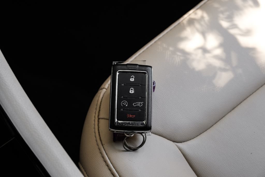 Used 2023 Jeep Grand Cherokee Limited RWD image 74