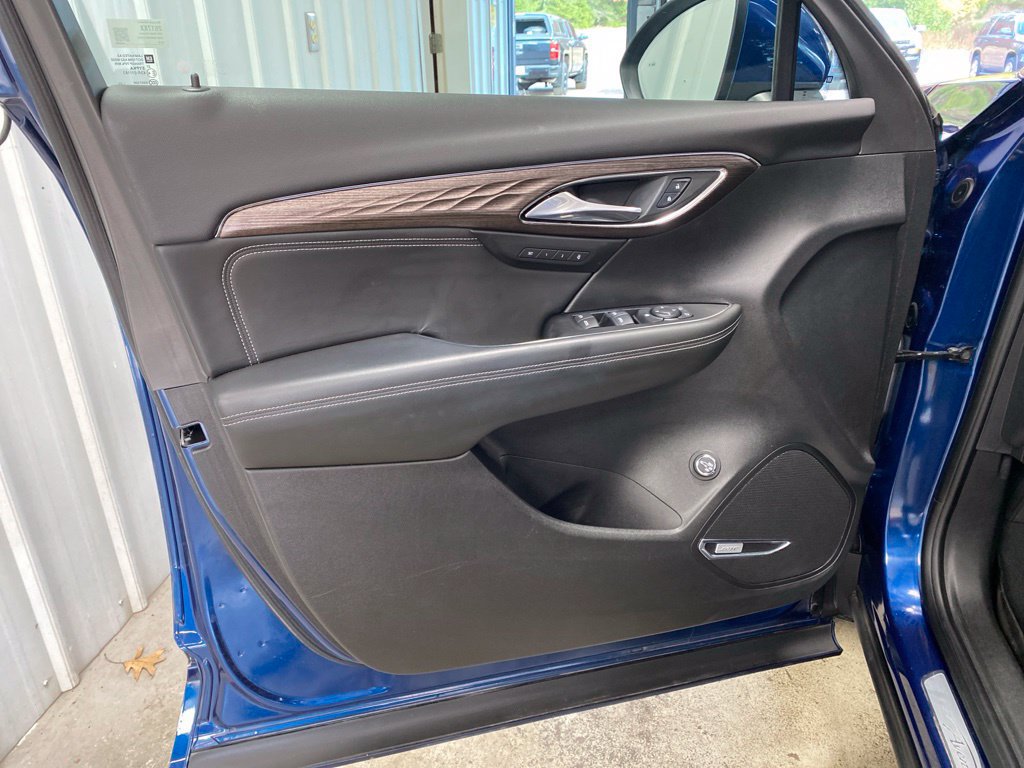 Used 2023 Buick Envision Avenir AWD/4WD image 26