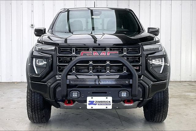 New 2025 GMC Canyon AT4 w/ Off-Road Front Bumper Package AWD/4WD image 3