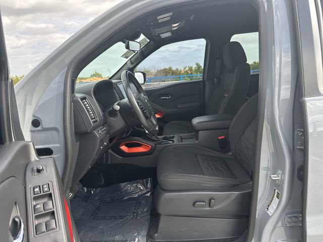 Used 2024 Nissan Frontier Pro-X RWD image 23