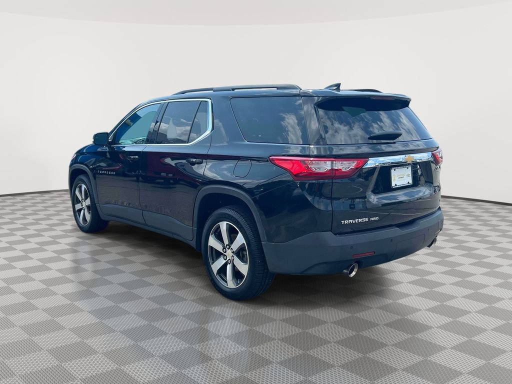 Used 2019 Chevrolet Traverse LT w/ LT Premium Package AWD/4WD image 7