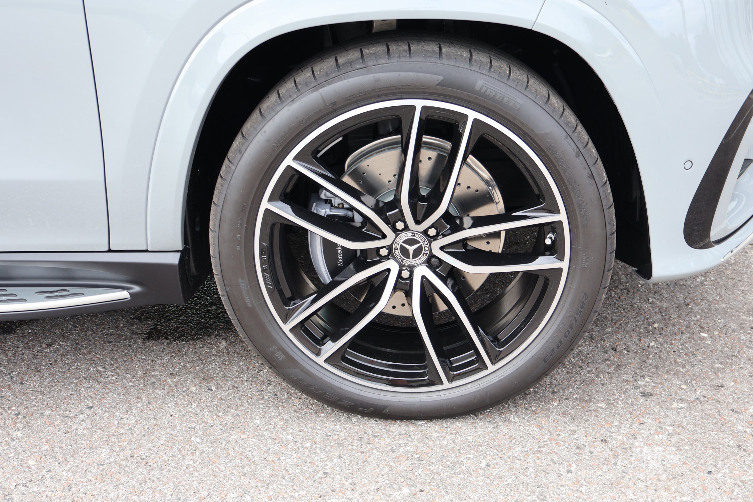 New 2026 Mercedes-Benz GLS 580 4MATIC image 11