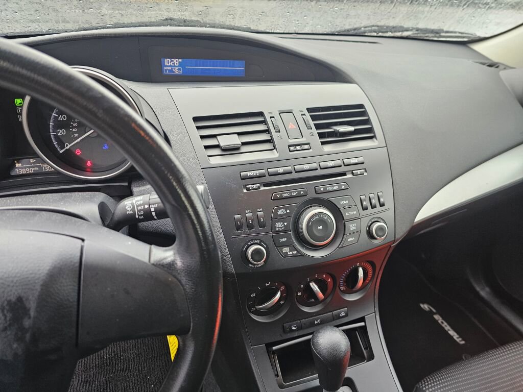 Used 2013 MAZDA MAZDA3 i SV w/ Convenience Pkg image 28