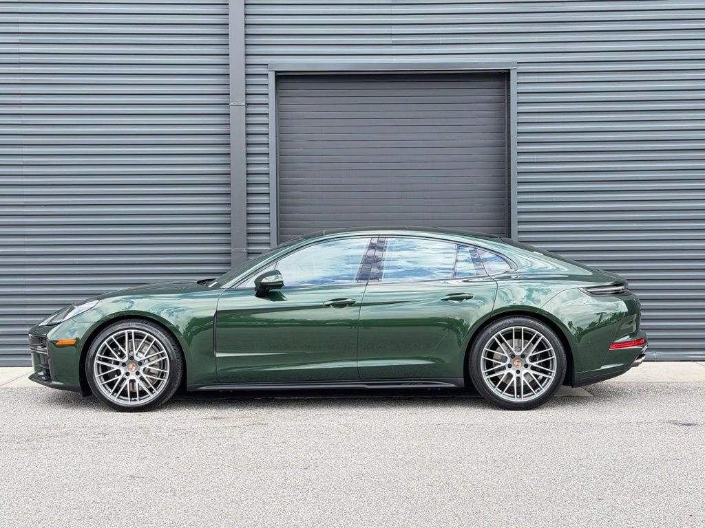 New 2026 Porsche Panamera GTS image 2