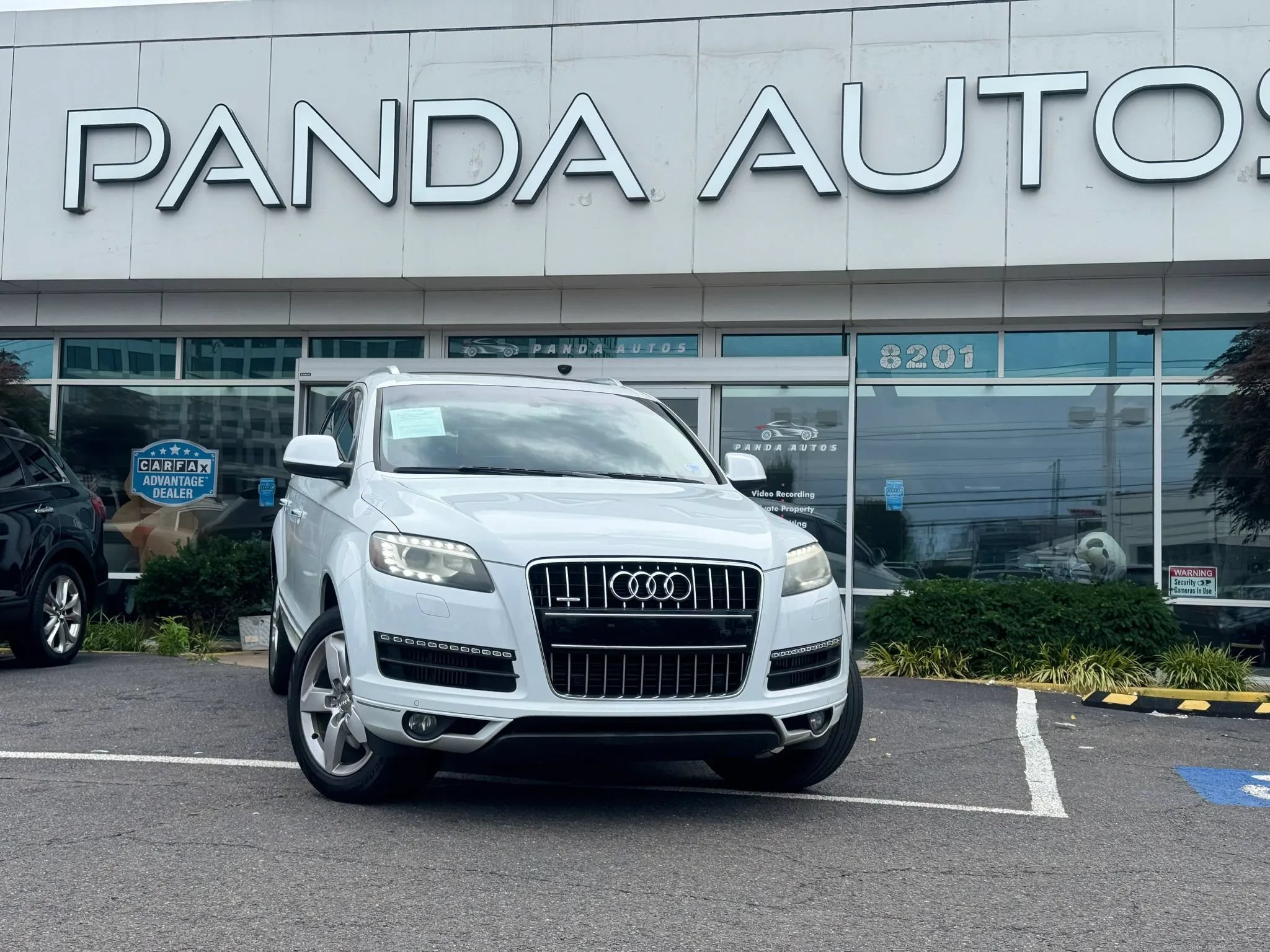Used 2014 Audi Q7 TDI Premium Plus w/ Premium Plus Package AWD/4WD image 1