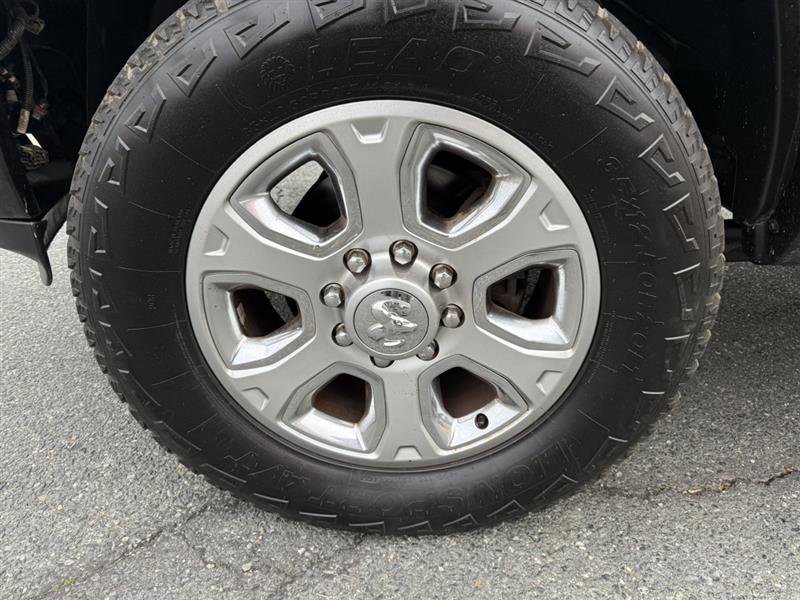 Used 2018 RAM 2500 Laramie w/ Sport Appearance Group AWD/4WD image 10