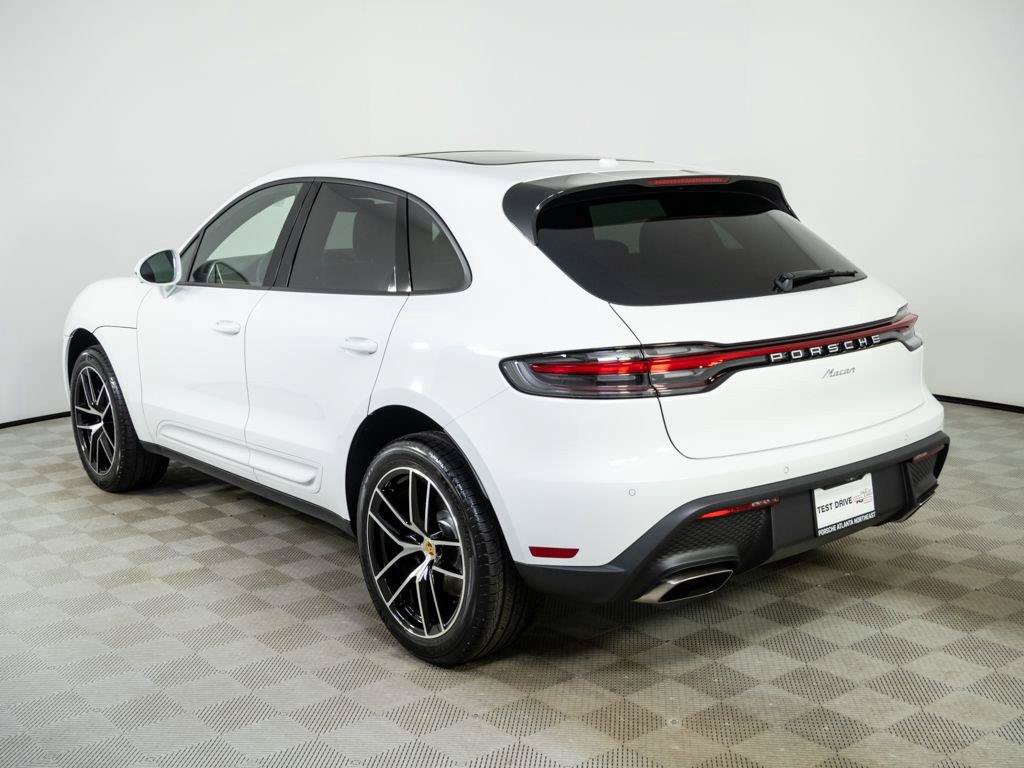 New 2026 Porsche Macan AWD/4WD image 3