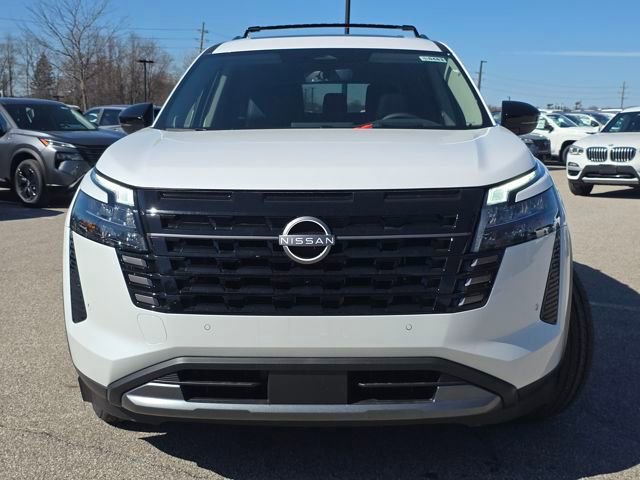 New 2026 Nissan Pathfinder Platinum AWD/4WD image 11