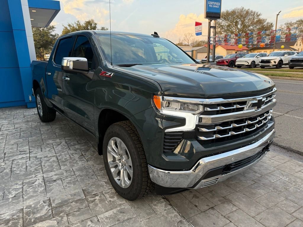 New 2026 Chevrolet Silverado 1500 LTZ w/ Z71 Off-Road Package AWD/4WD image 5