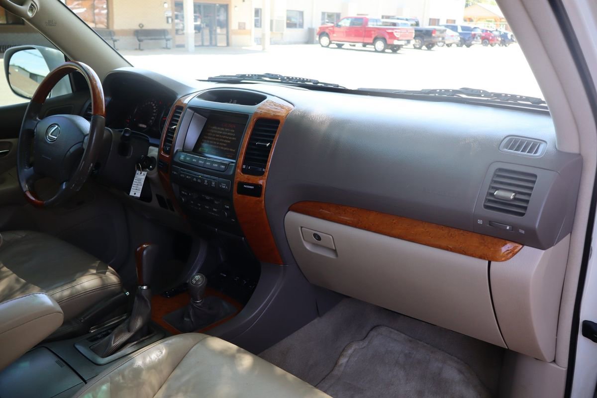 Used 2004 Lexus GX 470 AWD/4WD image 18