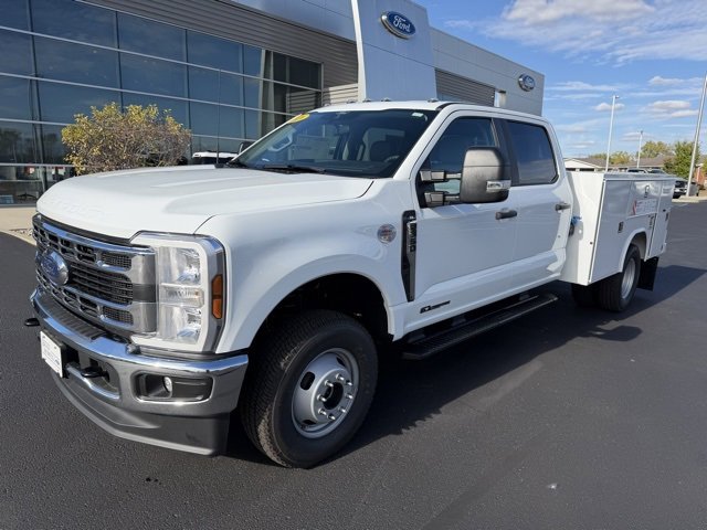 New 2026 Ford F350 XL w/ XL Chrome Package image 2