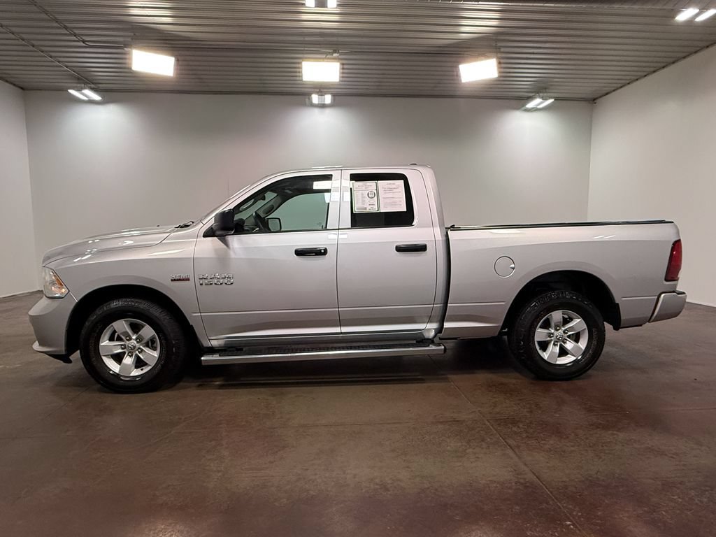 Used 2017 RAM 1500 Express RWD image 30