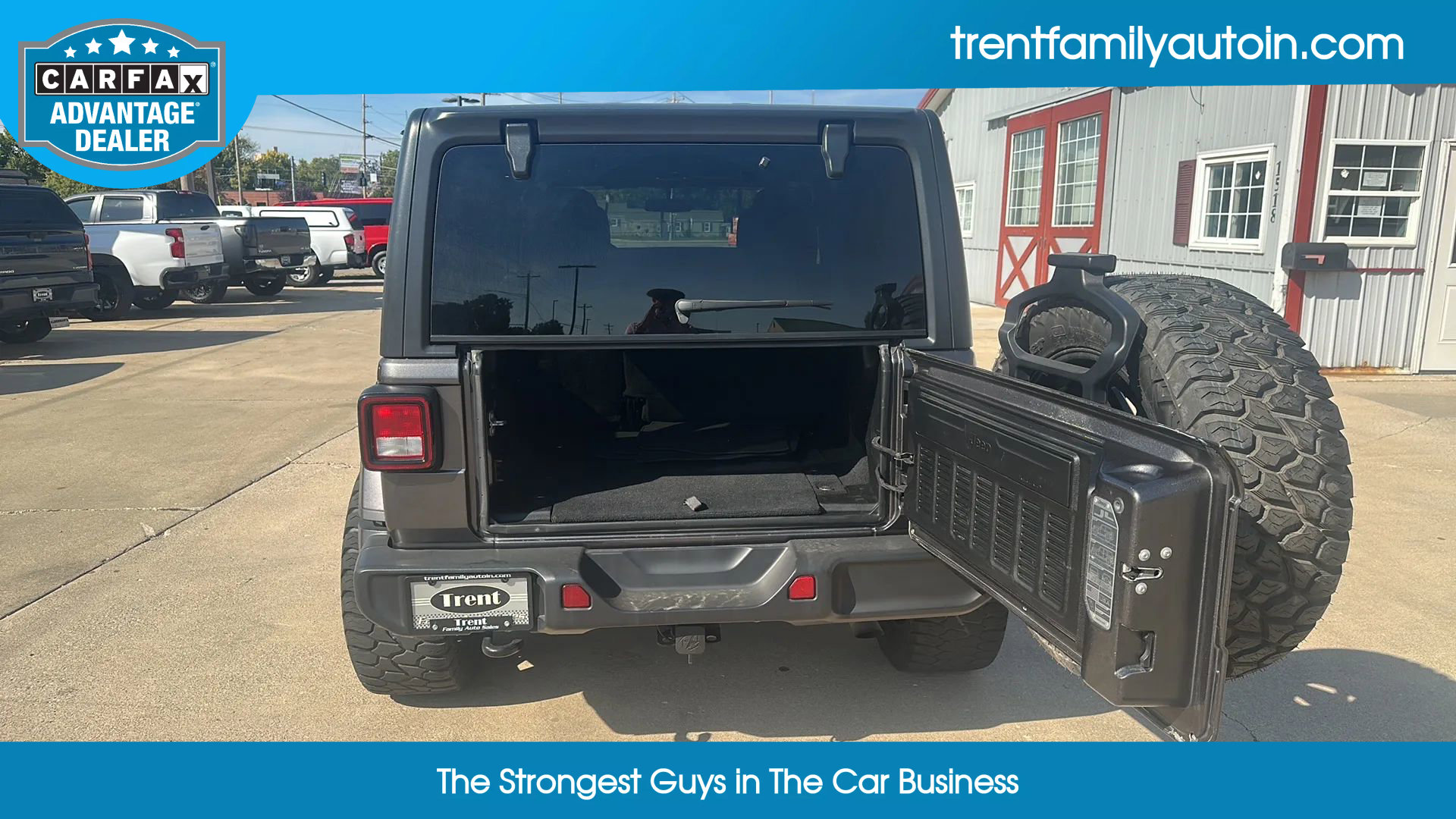 Used 2019 Jeep Wrangler Unlimited Sahara image 12