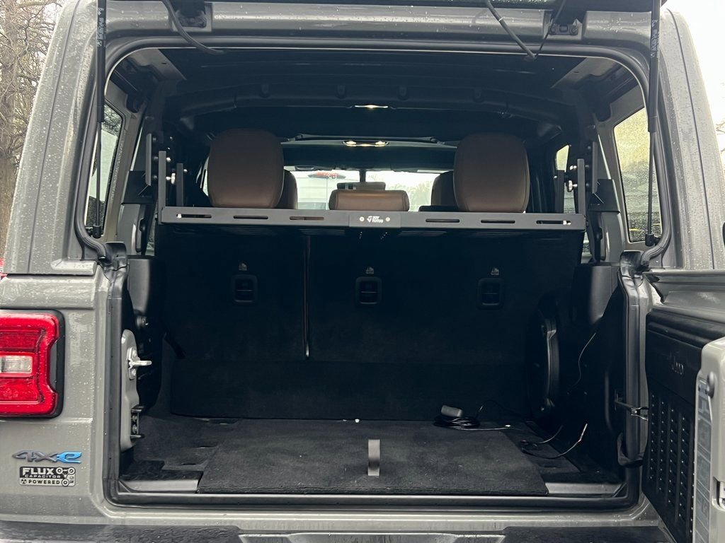 Used 2022 Jeep Wrangler Unlimited Rubicon 4xe w/ Cold Weather Group image 17