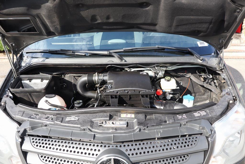 Used 2018 Mercedes-Benz Sprinter 2500 image 14