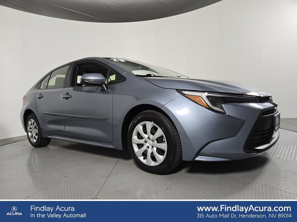 Used 2023 Toyota Corolla LE w/ Carpet Mat Package (TMS) FWD image 1