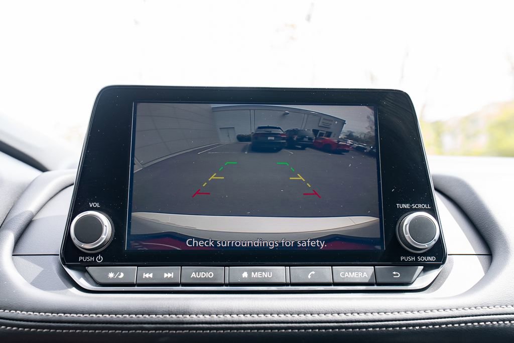 Certified 2025 Nissan Rogue S image 17