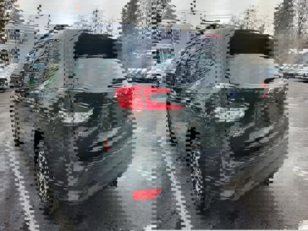 Used 2023 Subaru Forester Premium image 6