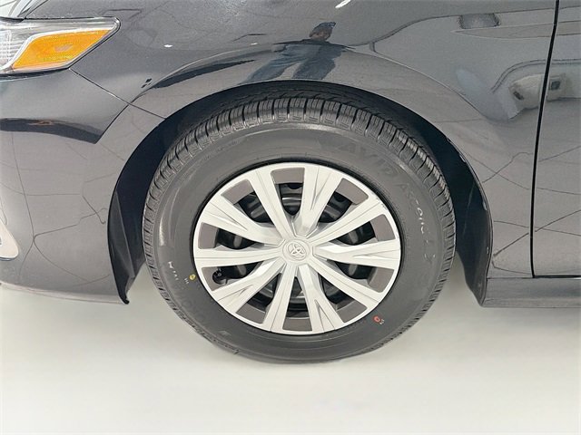 Certified 2023 Toyota Camry LE image 25