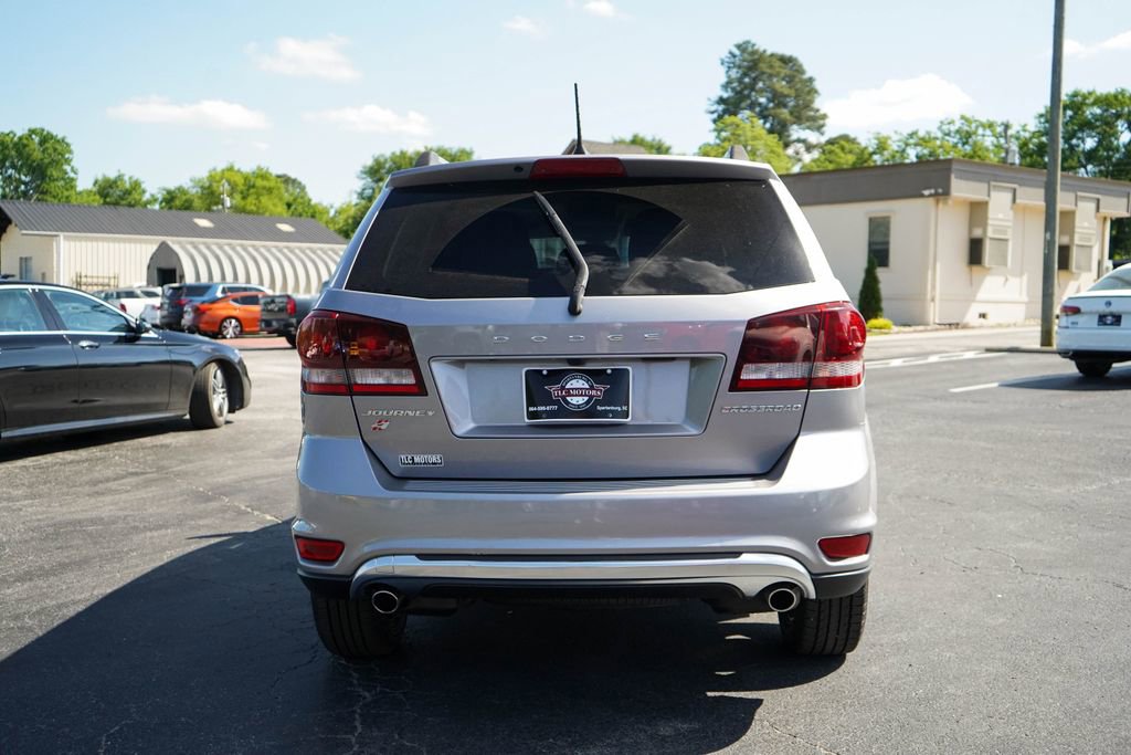 Used 2019 Dodge Journey Crossroad AWD/4WD image 18