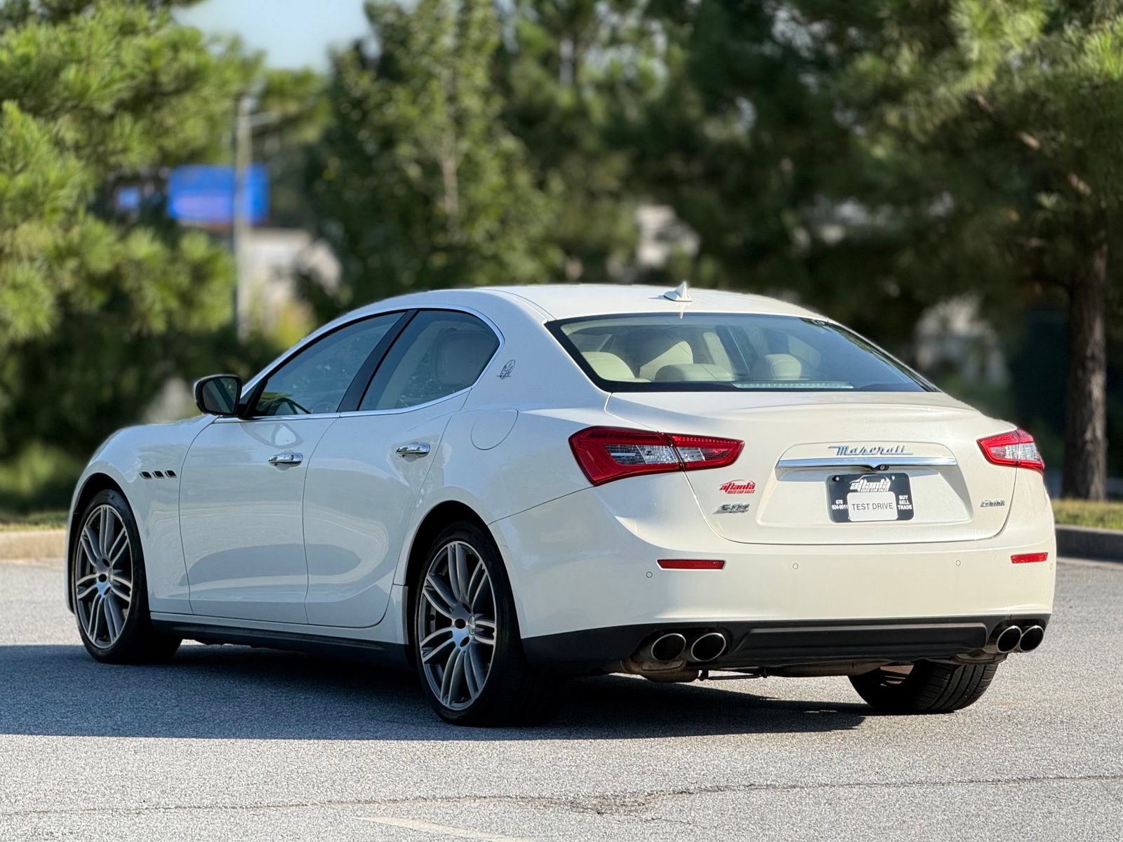 Used 2017 Maserati Ghibli S Q4 AWD/4WD image 10