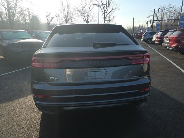 Used 2022 Audi Q8 Prestige image 18