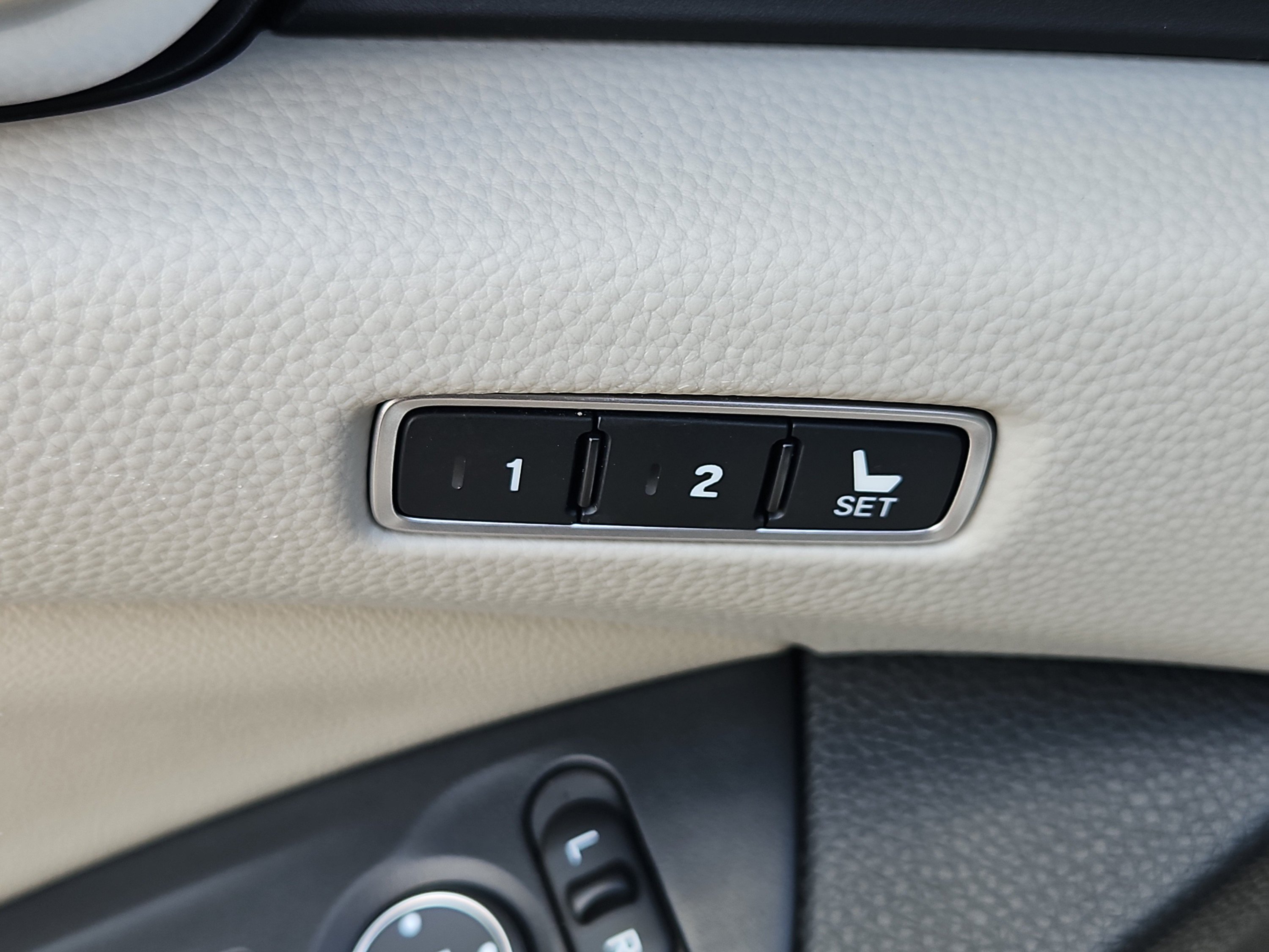 Certified 2021 Honda Accord Touring image 13